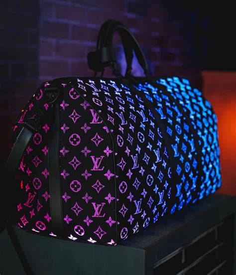 lv light up bag